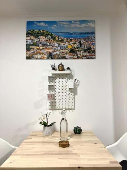 Artistic Digital Getaway - Patio & Great Location! Apartment Lisabona Exterior foto