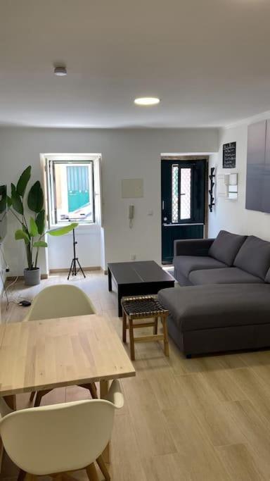 Artistic Digital Getaway - Patio & Great Location! Apartment Lisabona Exterior foto